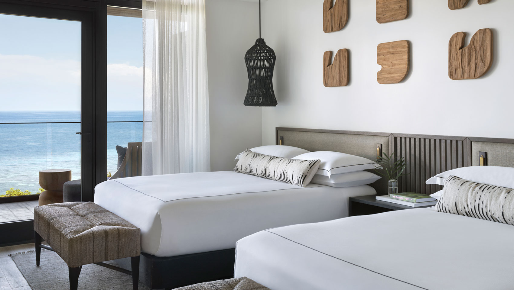Guestroom with ocean view