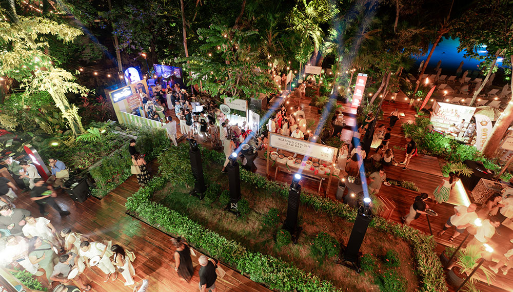 Overhead shot of Roatán Food and Wine Festival 2026 event