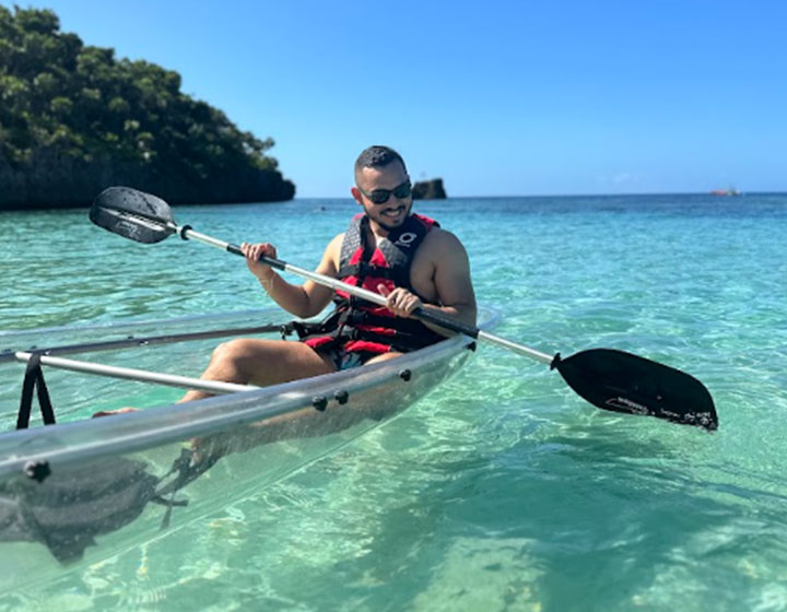 Glass bottom kayak