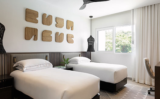 Two Bedroom Beachfront Penthouse room with two beds