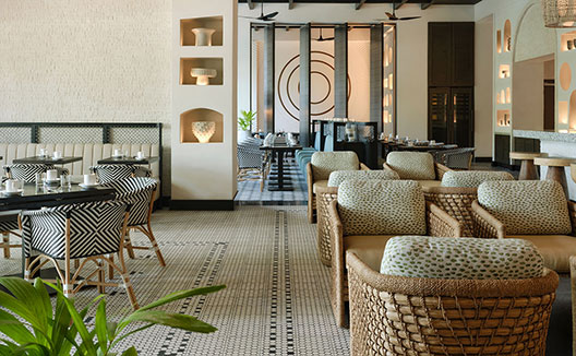 Roatan dining room