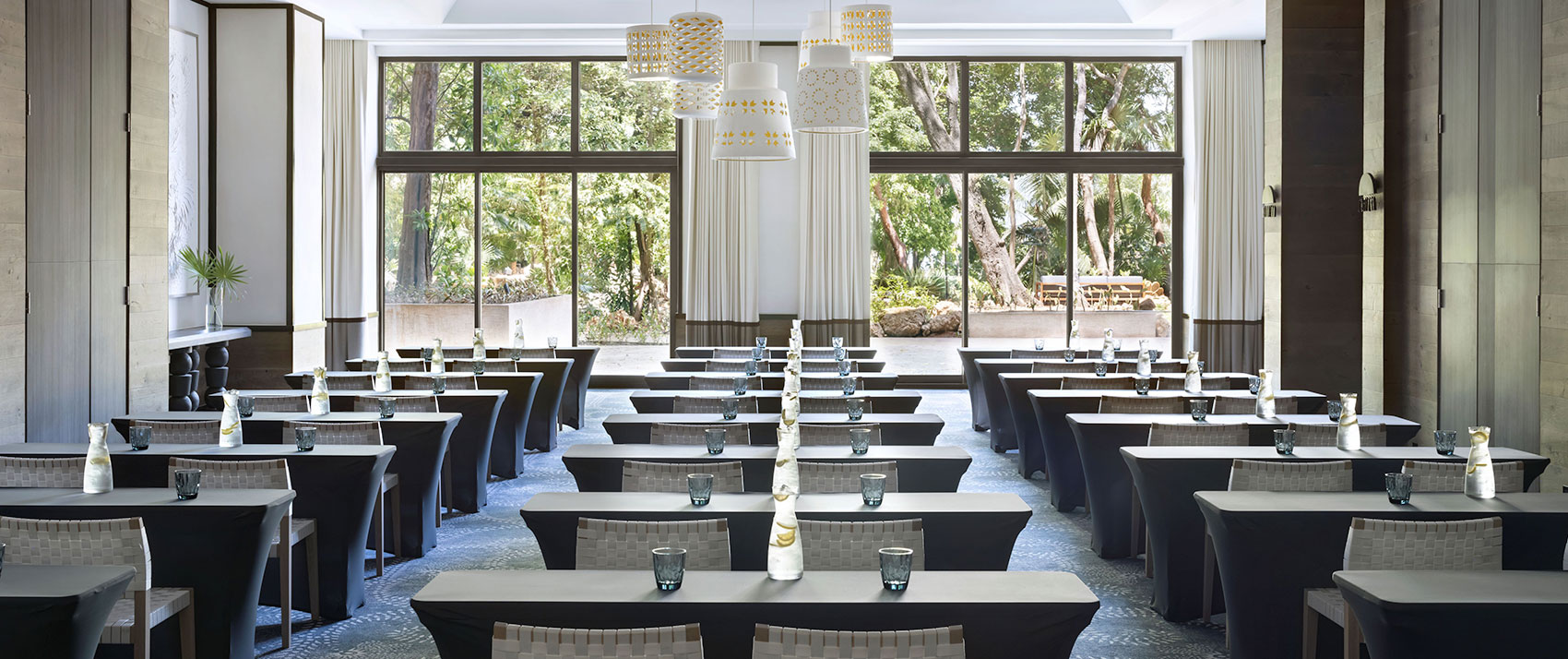 Ballroom Meeting Set-up